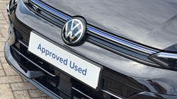 2025 (75) VOLKSWAGEN GOLF 2.0 TSI 333 R 4Motion 5dr DSG 5621402