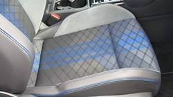 2025 (75) VOLKSWAGEN GOLF 2.0 TSI 333 R 4Motion 5dr DSG 5621382