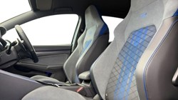 2025 (75) VOLKSWAGEN GOLF 2.0 TSI 333 R 4Motion 5dr DSG 5621373