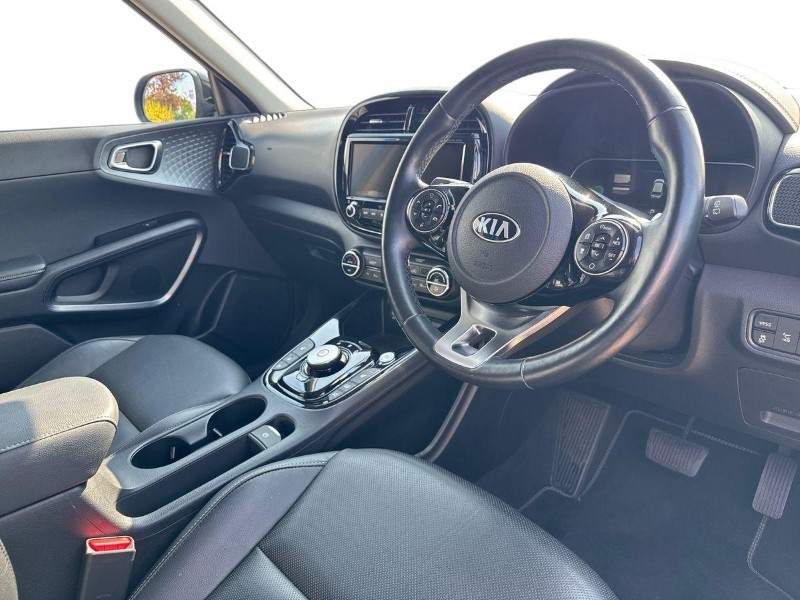 2021 (21) KIA SOUL 150kW First Edition 64kWh 5dr Auto 5594406
