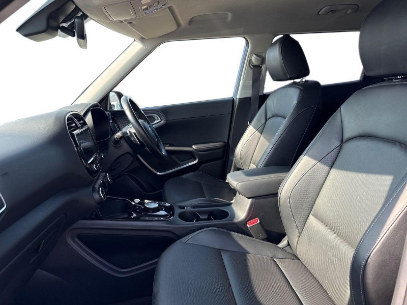 2021 (21) KIA SOUL 150kW First Edition 64kWh 5dr Auto 5594407