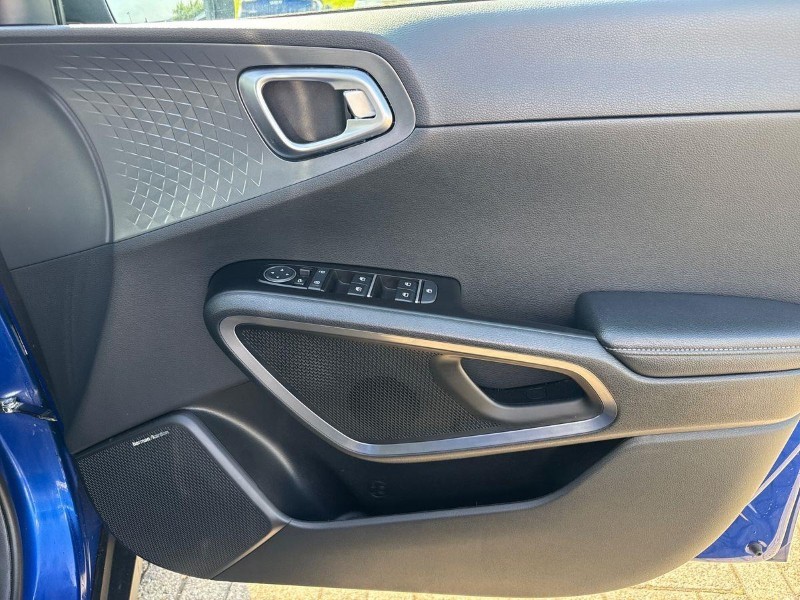 2021 (21) KIA SOUL 150kW First Edition 64kWh 5dr Auto 5594412