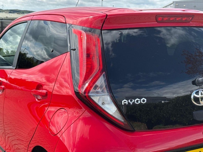 2021 (71) TOYOTA AYGO 1.0 VVT-i X-Trend TSS 5dr 5695119
