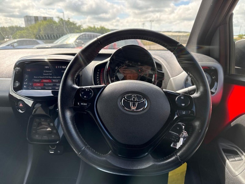 2021 (71) TOYOTA AYGO 1.0 VVT-i X-Trend TSS 5dr 5695105