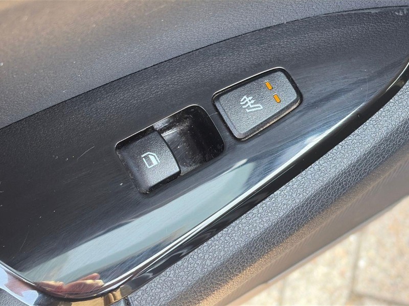 2023 (23) KIA SPORTAGE 1.6T GDi ISG 3 5dr 5616508