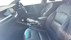 2020 (20) KIA NIRO 1.6 GDi Hybrid 3 5dr DCT 5759593