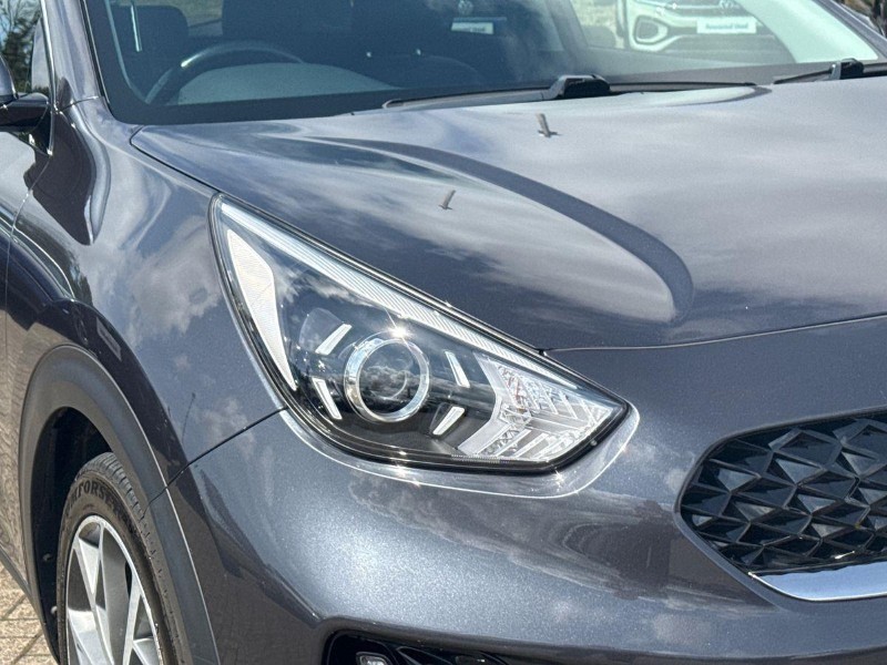 2020 (20) KIA NIRO 1.6 GDi Hybrid 3 5dr DCT 5759625