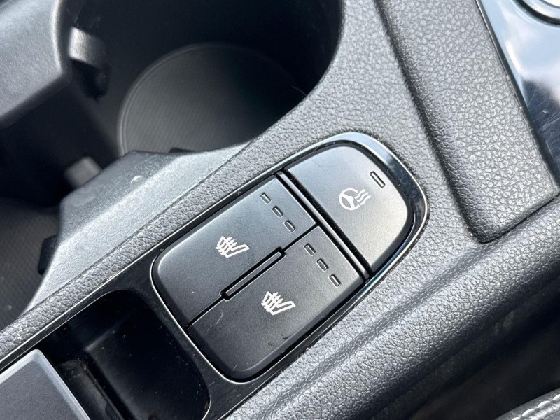 2020 (20) KIA NIRO 1.6 GDi Hybrid 3 5dr DCT 5759611