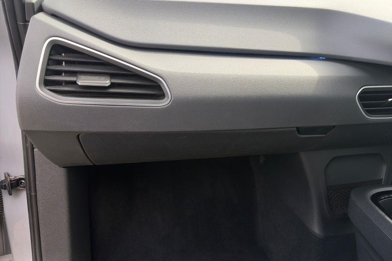 2020 (70) VOLKSWAGEN ID.3 150kW Life Pro Performance 58kWh 5dr Auto 5777364