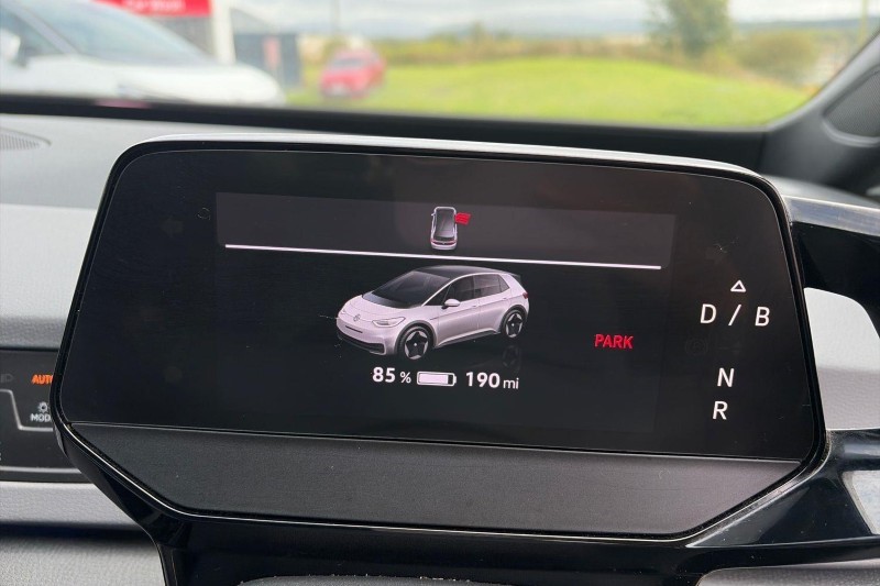 2020 (70) VOLKSWAGEN ID.3 150kW Life Pro Performance 58kWh 5dr Auto 5777356