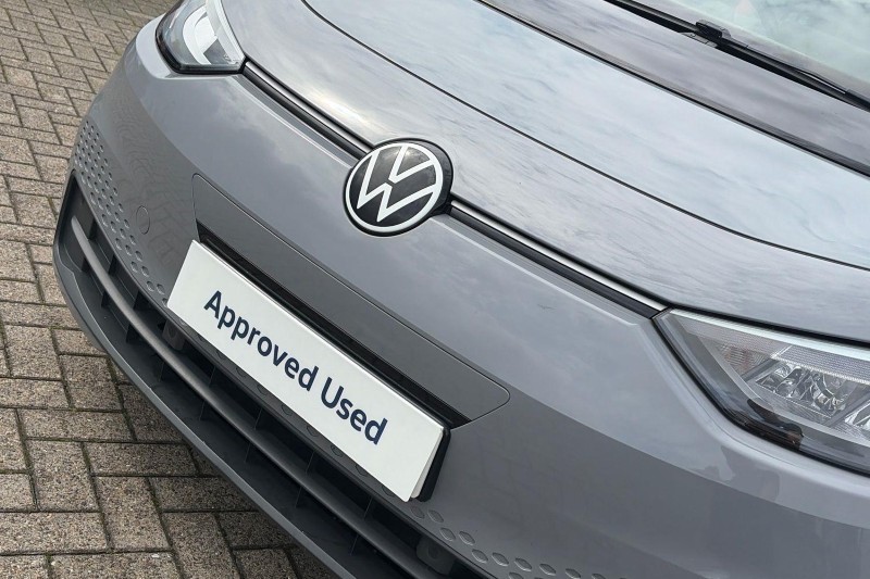 2020 (70) VOLKSWAGEN ID.3 150kW Life Pro Performance 58kWh 5dr Auto 5777369