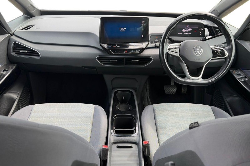 2020 (70) VOLKSWAGEN ID.3 150kW Life Pro Performance 58kWh 5dr Auto 5777346