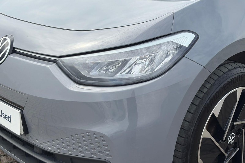 2020 (70) VOLKSWAGEN ID.3 150kW Life Pro Performance 58kWh 5dr Auto 5777368