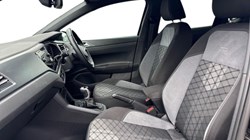 2023 (23) VOLKSWAGEN POLO 1.0 TSI 110 R-Line 5dr DSG 5651137