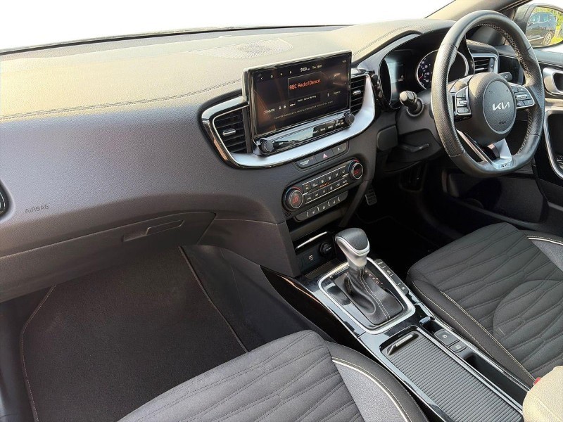 2024 (24) KIA XCEED 1.5T GDi ISG 138 GT-Line 5dr DCT 5615154