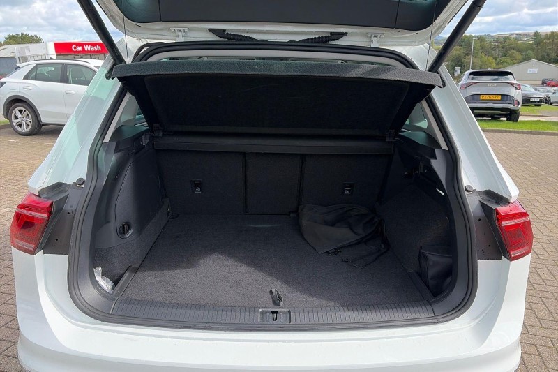 2023 (73) VOLKSWAGEN TIGUAN 1.4 TSI eHybrid Elegance 5dr DSG 5801996