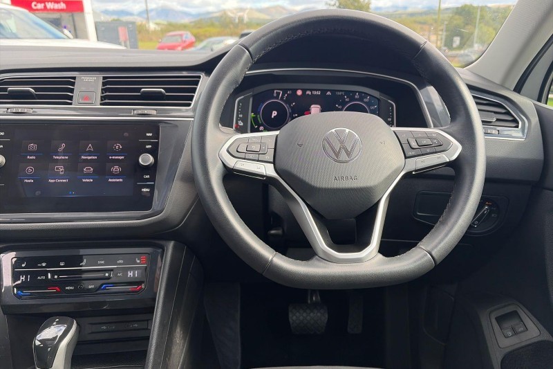 2023 (73) VOLKSWAGEN TIGUAN 1.4 TSI eHybrid Elegance 5dr DSG 5801984