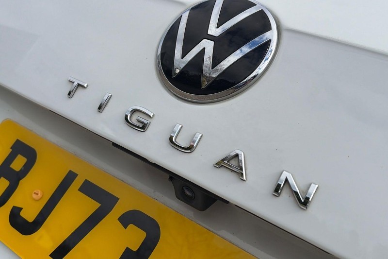 2023 (73) VOLKSWAGEN TIGUAN 1.4 TSI eHybrid Elegance 5dr DSG 5802005