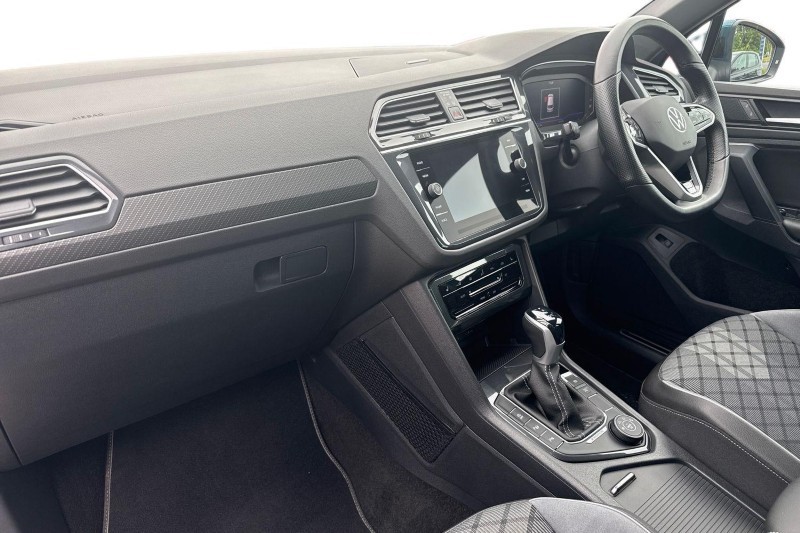 2022 (72) VOLKSWAGEN TIGUAN 2.0 TSI 4Motion R-Line 5dr DSG 5641438