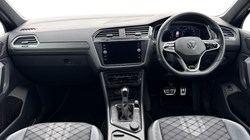 2022 (72) VOLKSWAGEN TIGUAN 2.0 TSI 4Motion R-Line 5dr DSG 5641447