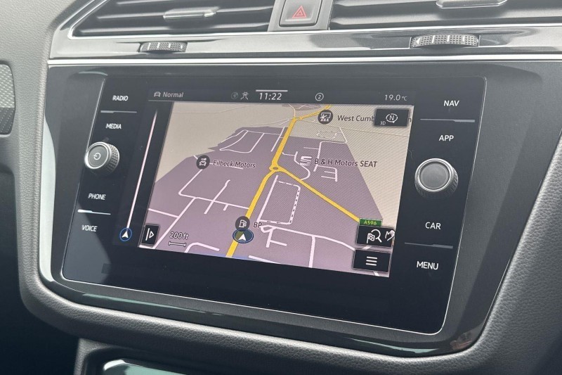 2022 (72) VOLKSWAGEN TIGUAN 2.0 TSI 4Motion R-Line 5dr DSG 5641460