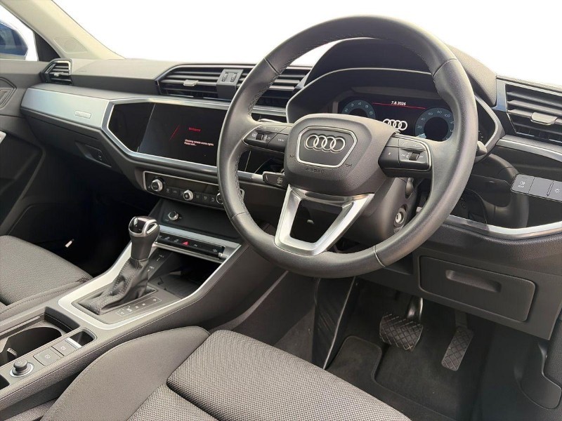 2024 (74) AUDI Q3 35 TFSI Sport 5dr S Tronic 5690986