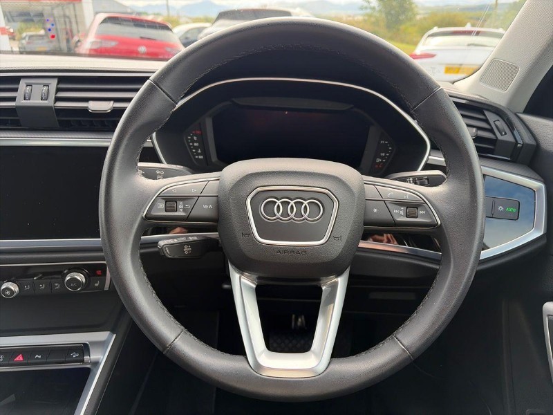 2024 (74) AUDI Q3 35 TFSI Sport 5dr S Tronic 5690998