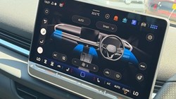 2026 (26) VOLKSWAGEN T-ROC 1.5 eTSI 150 R-Line 5dr DSG 5642847