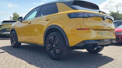 2026 (26) VOLKSWAGEN T-ROC 1.5 eTSI 150 R-Line 5dr DSG 5642861