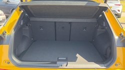 2026 (26) VOLKSWAGEN T-ROC 1.5 eTSI 150 R-Line 5dr DSG 5642854