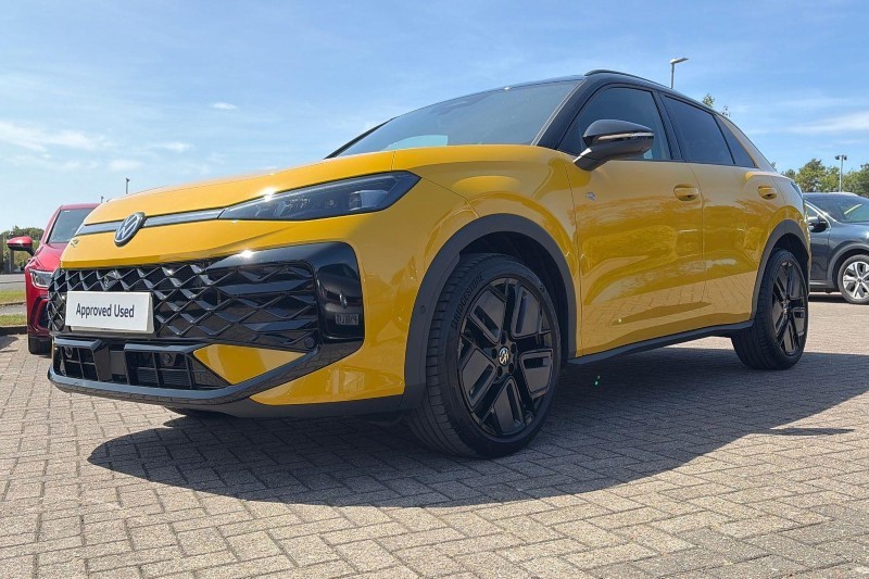 2026 (26) VOLKSWAGEN T-ROC 1.5 eTSI 150 R-Line 5dr DSG 5642859