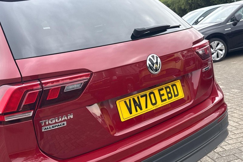 2020 (70) VOLKSWAGEN TIGUAN ALLSPACE 2.0 TDI 4Motion Match 5dr DSG 5649010