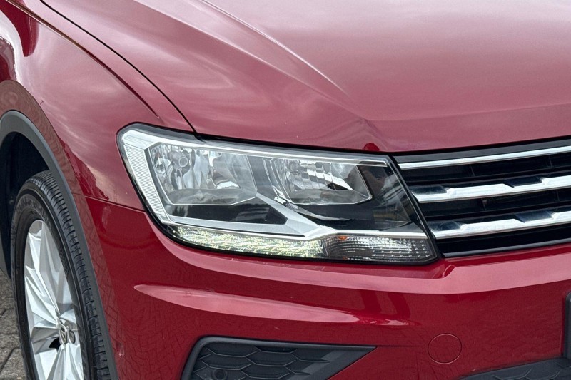 2020 (70) VOLKSWAGEN TIGUAN ALLSPACE 2.0 TDI 4Motion Match 5dr DSG 5649006