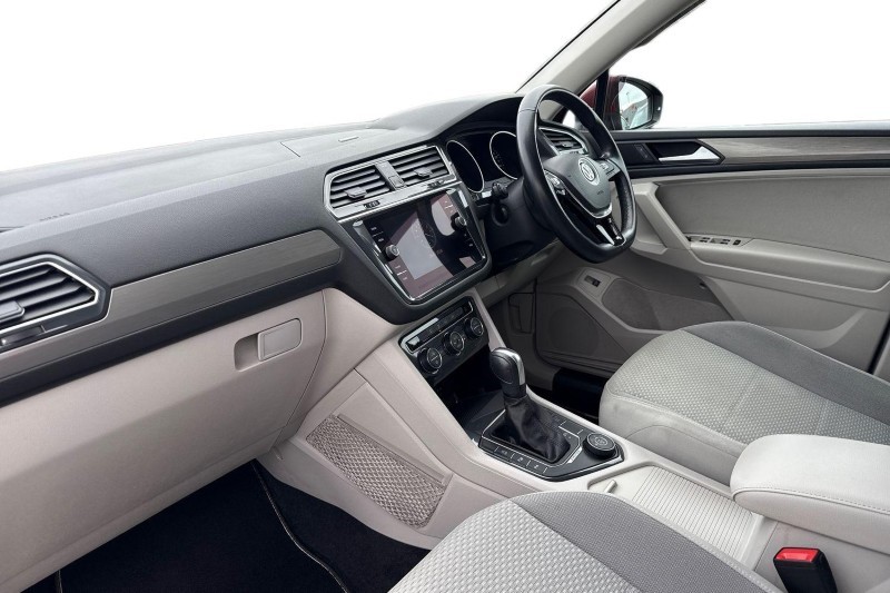 2020 (70) VOLKSWAGEN TIGUAN ALLSPACE 2.0 TDI 4Motion Match 5dr DSG