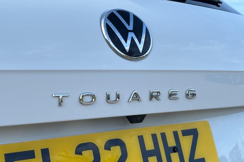 2022 (22) VOLKSWAGEN TOUAREG 3.0 V6 TDI 4Motion R-Line 5dr Tip Auto 5700906