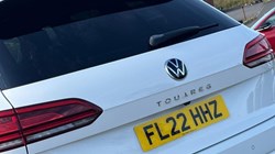 2022 (22) VOLKSWAGEN TOUAREG 3.0 V6 TDI 4Motion R-Line 5dr Tip Auto 5700905