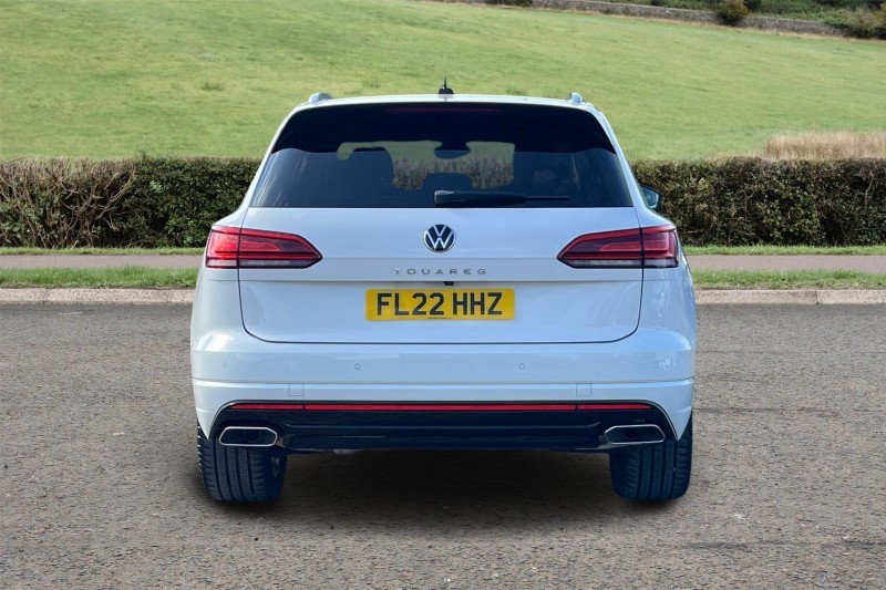 2022 (22) VOLKSWAGEN TOUAREG 3.0 V6 TDI 4Motion R-Line 5dr Tip Auto 5700875