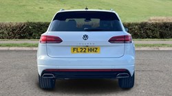 2022 (22) VOLKSWAGEN TOUAREG 3.0 V6 TDI 4Motion R-Line 5dr Tip Auto 5700875