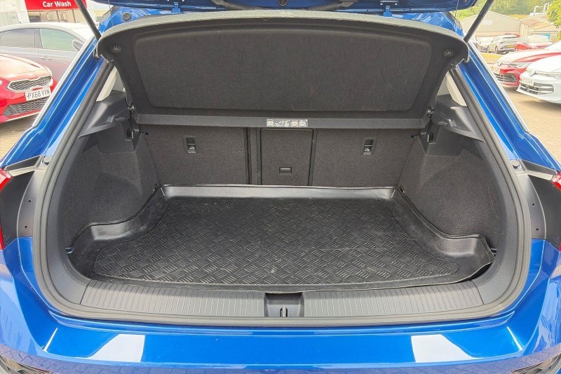 2020 (20) VOLKSWAGEN T-ROC 1.5 TSI EVO Design 5dr 5646162
