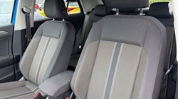 2020 (20) VOLKSWAGEN T-ROC 1.5 TSI EVO Design 5dr 5646161