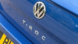 2020 (20) VOLKSWAGEN T-ROC 1.5 TSI EVO Design 5dr 5646169