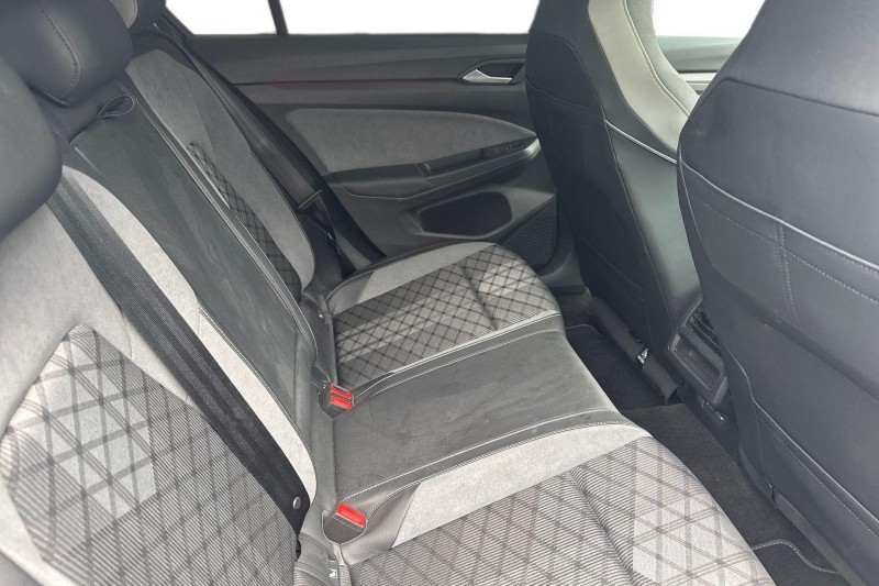 2024 (24) VOLKSWAGEN GOLF 1.5 eTSI 150 R-Line 5dr DSG 5761134
