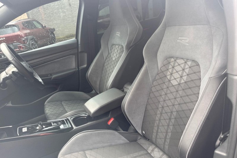 2024 (24) VOLKSWAGEN GOLF 1.5 eTSI 150 R-Line 5dr DSG 5761156