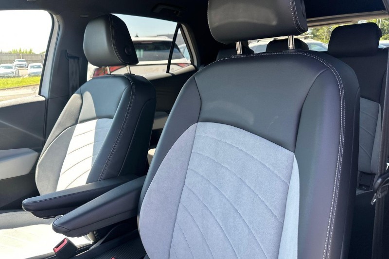 2023 (73) VOLKSWAGEN ID.3 150kW Life Pro Performance 58kWh 5dr Auto 5657708