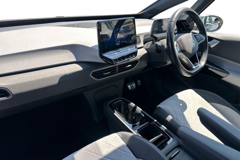 2023 (73) VOLKSWAGEN ID.3 150kW Life Pro Performance 58kWh 5dr Auto 5657678