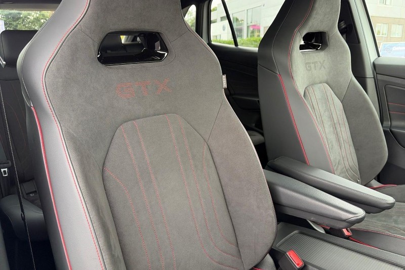 2026 (26) VOLKSWAGEN ID.4 250kW 4MOTION GTX Edition 79kWh 5dr Auto 5650429
