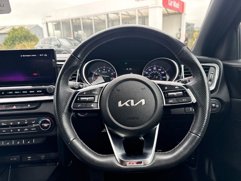 2023 (23) KIA CEED 1.5T GDi ISG GT-Line 5dr 5656113