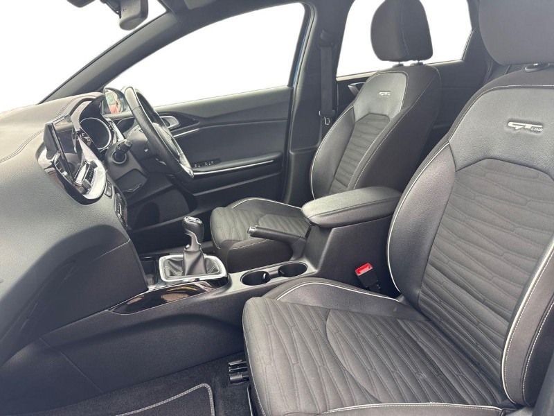 2023 (23) KIA CEED 1.5T GDi ISG GT-Line 5dr 5656102