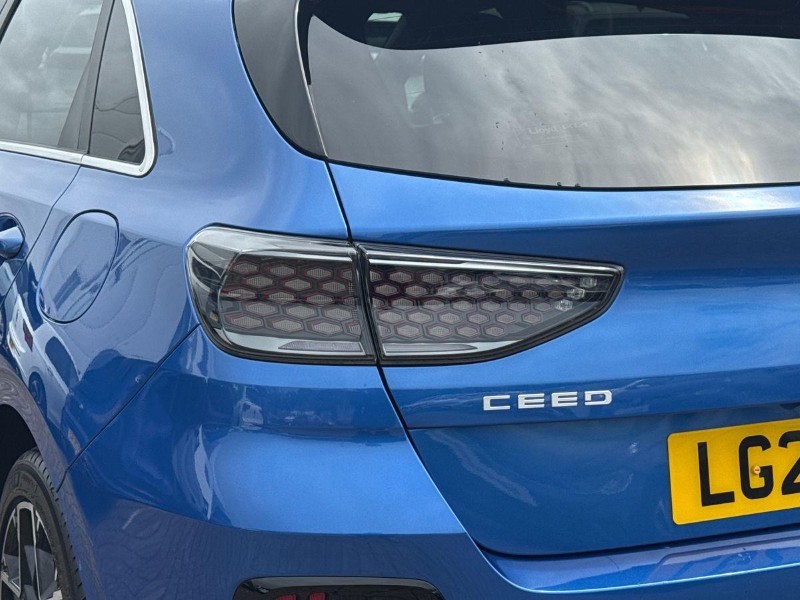 2023 (23) KIA CEED 1.5T GDi ISG GT-Line 5dr 5656131