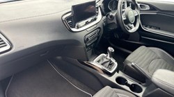 2023 (23) KIA CEED 1.5T GDi ISG GT-Line 5dr 5656097